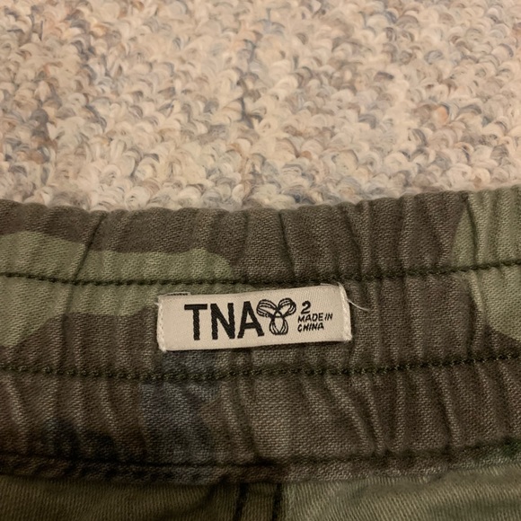 TNA Camo pants - Picture 4 of 5